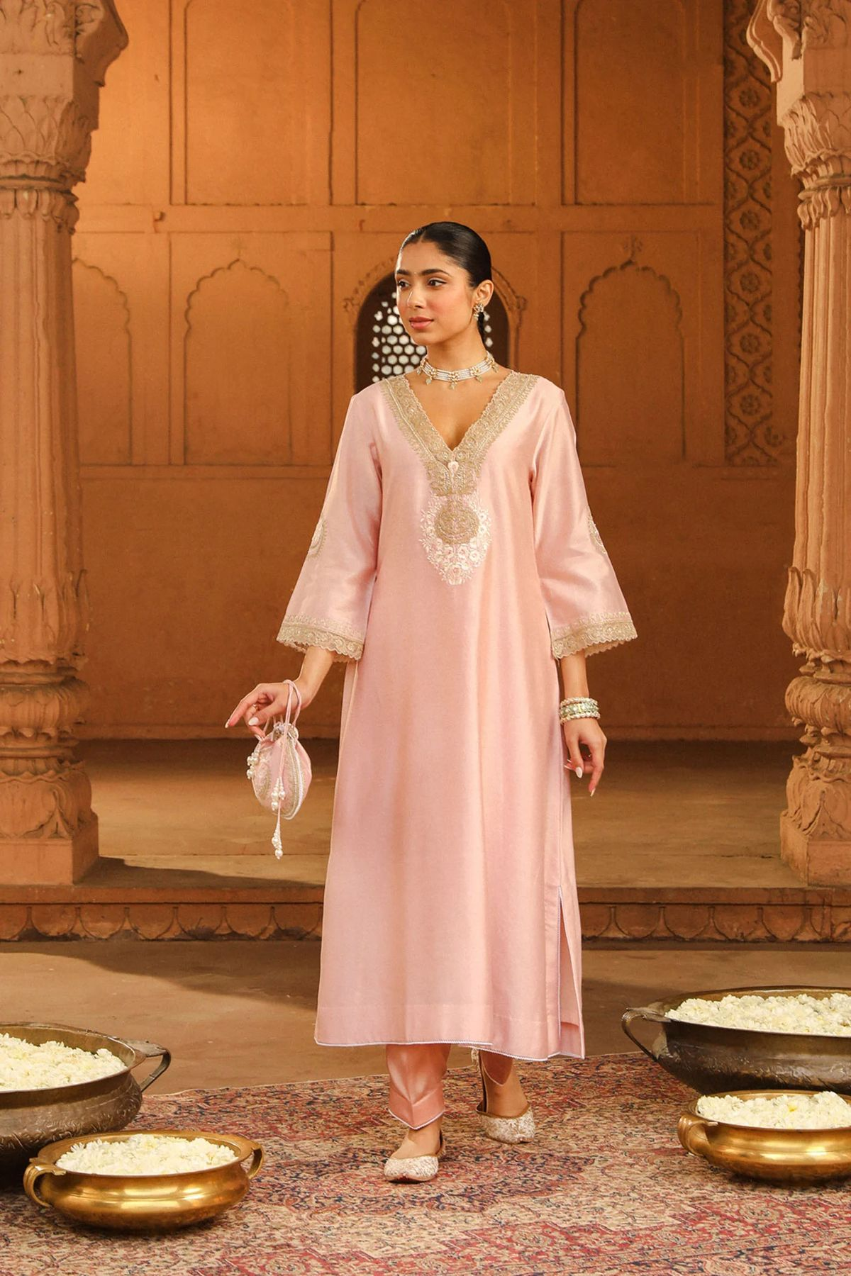 2 kurtas at